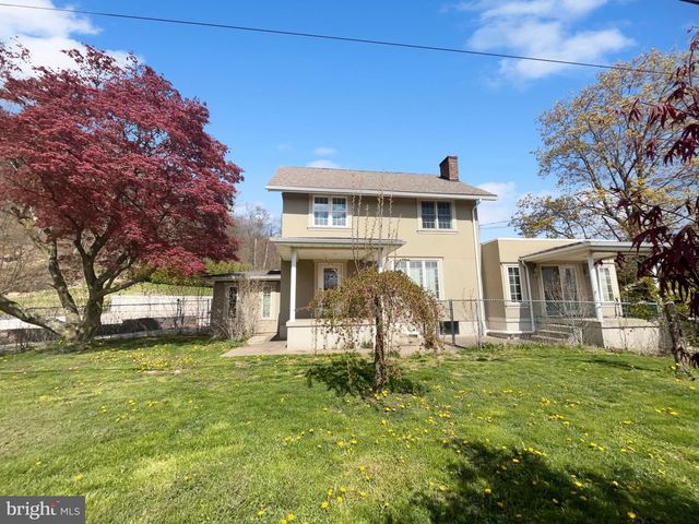 794 CLAREMONT AVE, Tamaqua, PA 18252