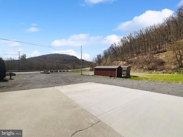 794 CLAREMONT AVE, Tamaqua, PA 18252