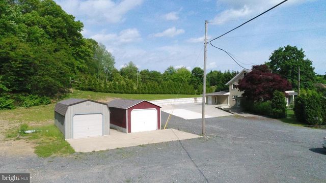 794 CLAREMONT AVE, Tamaqua, PA 18252