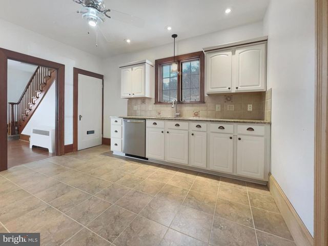 794 CLAREMONT AVE, Tamaqua, PA 18252