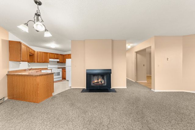 9024 N Country Homes Blvd, Spokane, WA 99218