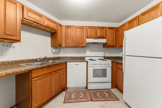 9024 N Country Homes Blvd, Spokane, WA 99218
