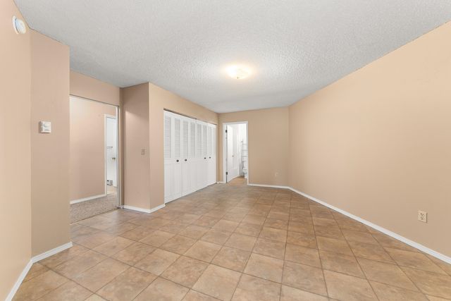 9024 N Country Homes Blvd, Spokane, WA 99218