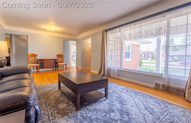 29447 Ravine Drive, Livonia, MI 48152