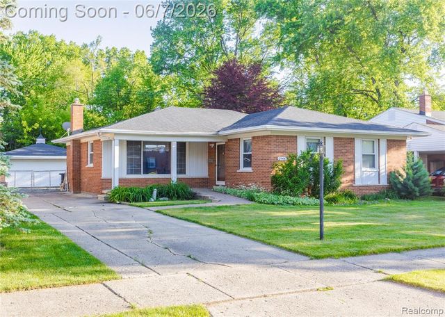 29447 Ravine Drive, Livonia, MI 48152