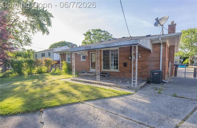 29447 Ravine Drive, Livonia, MI 48152