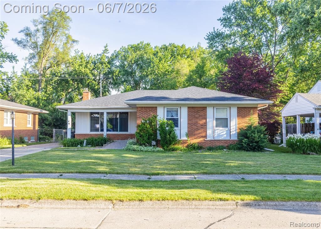 29447 Ravine Drive, Livonia, MI 48152