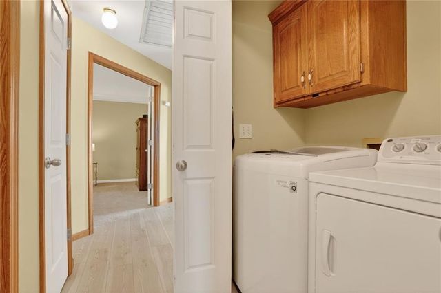 290 W Westhoff Place, Gardner, KS 66030