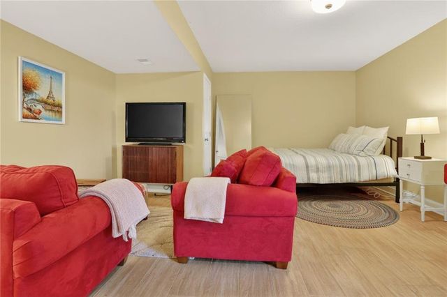 290 W Westhoff Place, Gardner, KS 66030