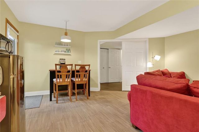 290 W Westhoff Place, Gardner, KS 66030