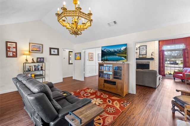 403 Muskrat Place, Greenville, TX 75402