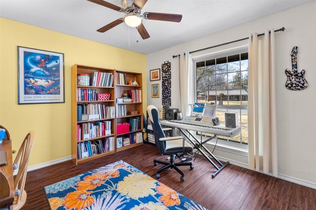 403 Muskrat Place, Greenville, TX 75402