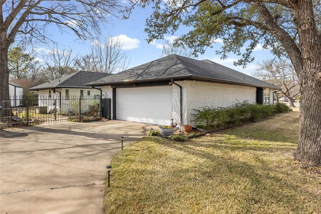 403 Muskrat Place, Greenville, TX 75402