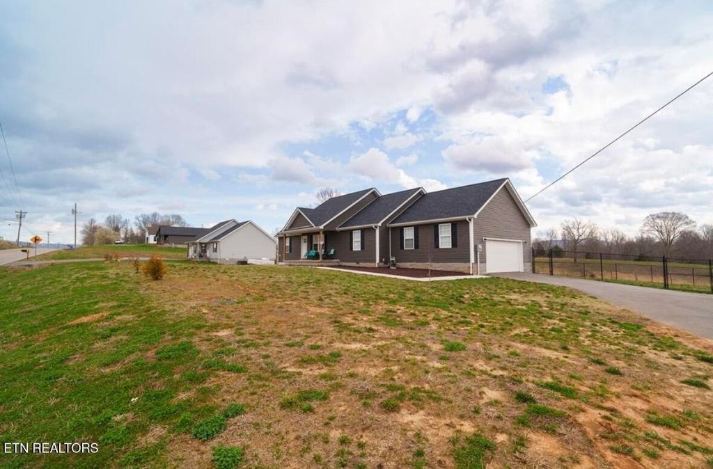 4346 Monterey Hwy, Sparta, TN 38583