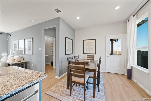9311 KINSEL PARK, Converse, TX 78109