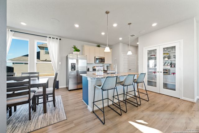 9311 KINSEL PARK, Converse, TX 78109