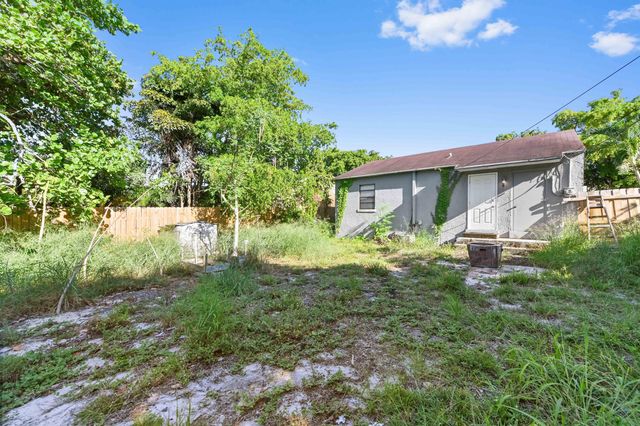 811 32nd Street, West Palm Beach, FL 33407