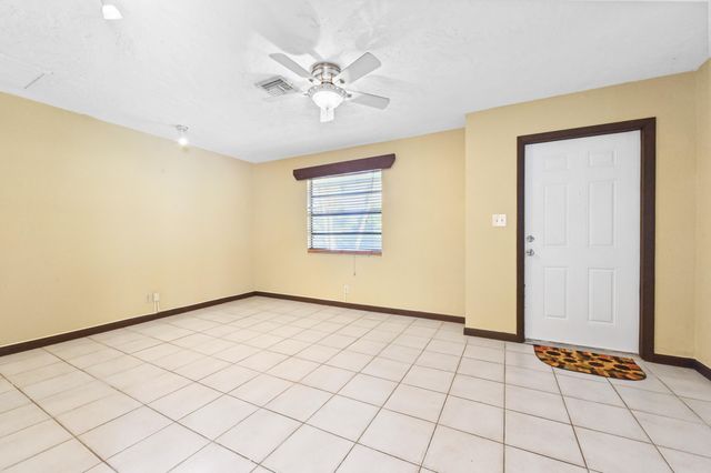 811 32nd Street, West Palm Beach, FL 33407