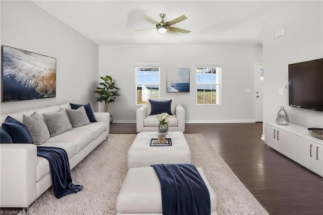 4434 Gracemont Drive, Winston-salem, NC 27106