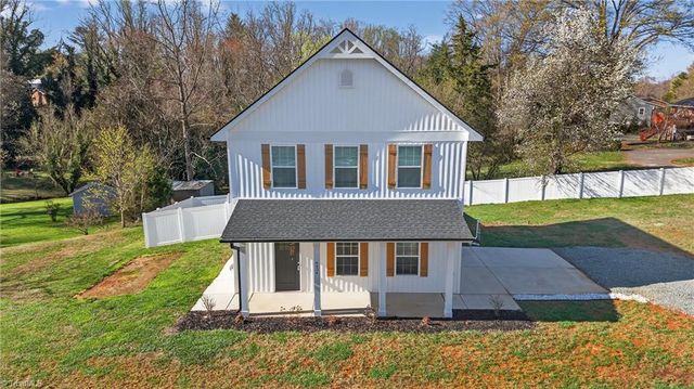 4434 Gracemont Drive, Winston-salem, NC 27106
