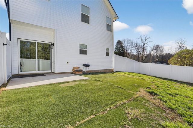 4434 Gracemont Drive, Winston-salem, NC 27106