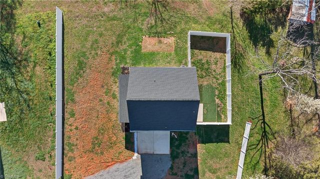 4434 Gracemont Drive, Winston-salem, NC 27106