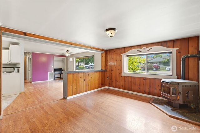 5705 238th Street SW, Mountlake Terrace, WA 98043