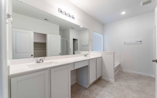 428 Monarch Trail, Huntsville, TX 77320