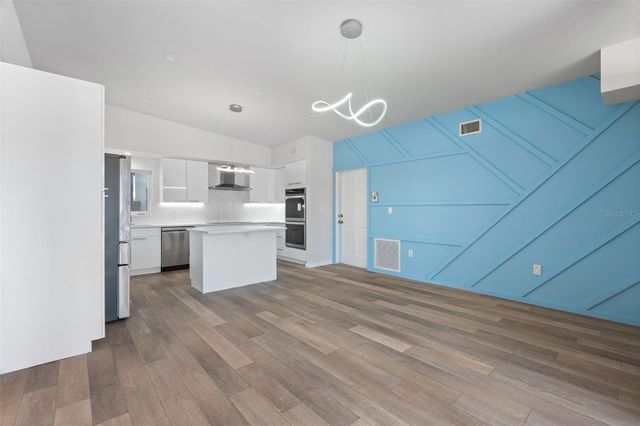 528 KEY ROYALE DRIVE, Holmes Beach, FL 34217