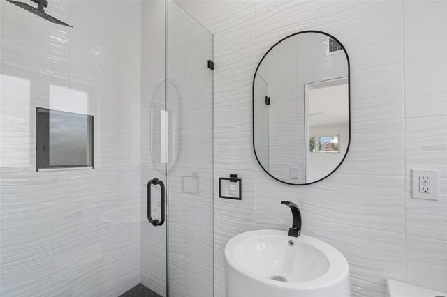 528 KEY ROYALE DRIVE, Holmes Beach, FL 34217