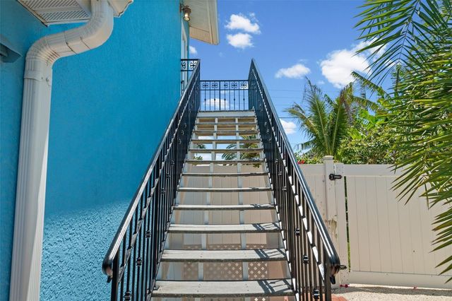 528 KEY ROYALE DRIVE, Holmes Beach, FL 34217