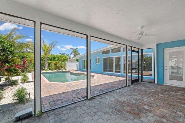 528 KEY ROYALE DRIVE, Holmes Beach, FL 34217