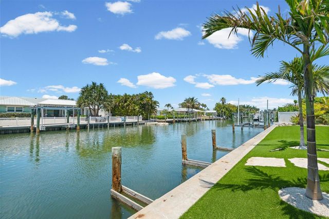 528 KEY ROYALE DRIVE, Holmes Beach, FL 34217