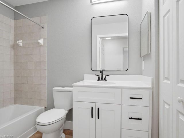 14900 Pleasant Bay LN 7104, Naples, FL 34119