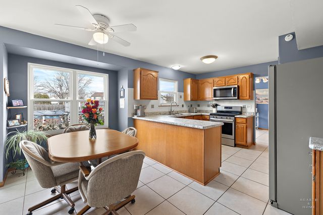 1278 Regent Drive, Mundelein, IL 60060