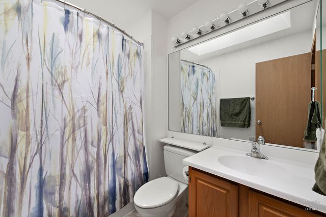 1278 Regent Drive, Mundelein, IL 60060