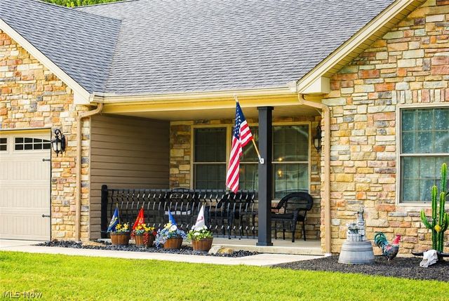 40011 Hope Court, Elyria, OH 44035