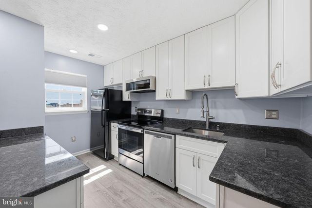 3016 BRINKLEY STATION DR, Temple Hills, MD 20748