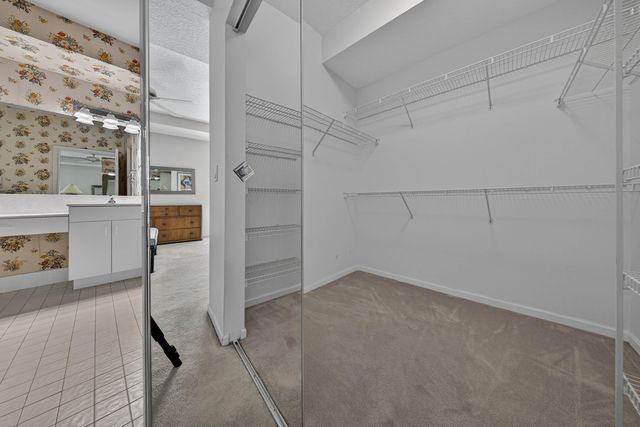 7676 Springwater Place 201, Boynton Beach, FL 33437