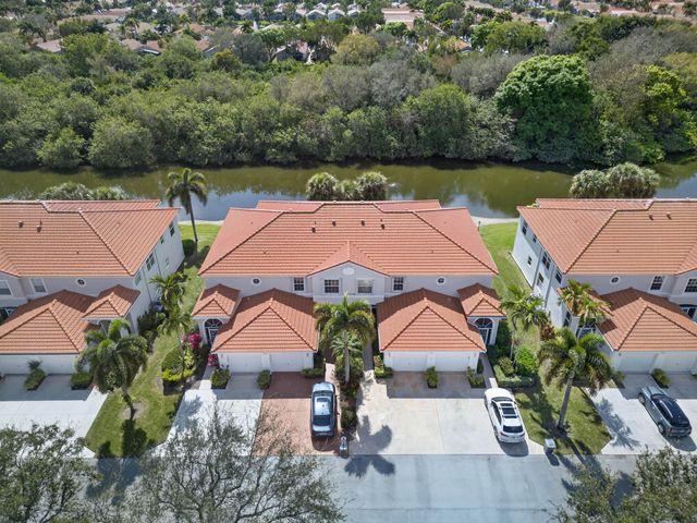 7676 Springwater Place 201, Boynton Beach, FL 33437