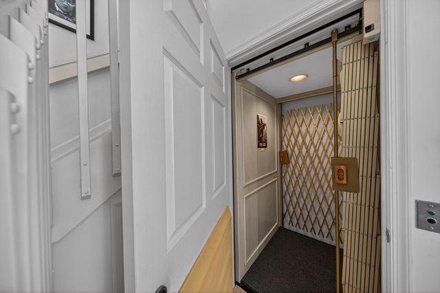 7676 Springwater Place 201, Boynton Beach, FL 33437