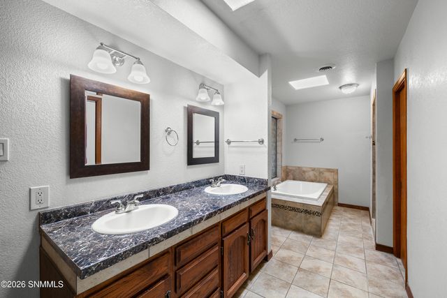 1430 Tierra Del Sol Drive, Las Cruces, NM 88007