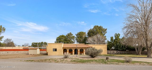 1430 Tierra Del Sol Drive, Las Cruces, NM 88007