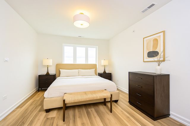 9396 Landings Lane 307, Des Plaines, IL 60016