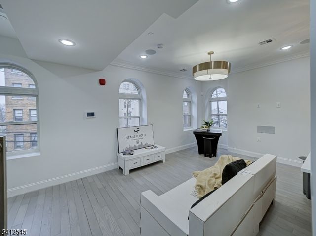 133 Clifton Pl 2, Jersey City, NJ 07304