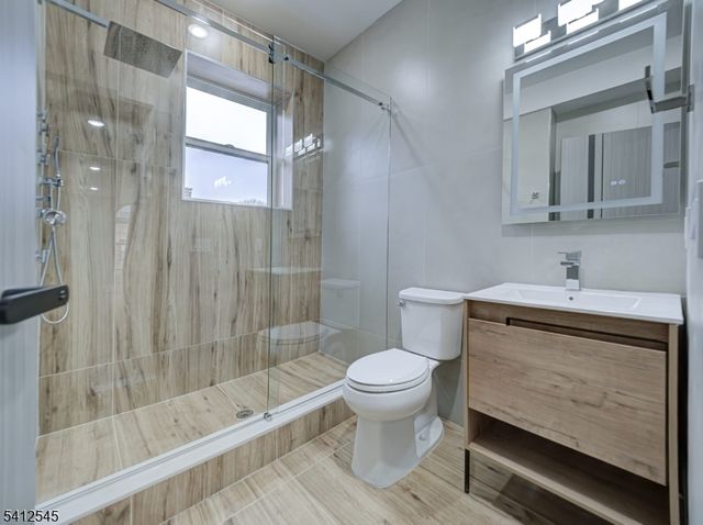 133 Clifton Pl 2, Jersey City, NJ 07304