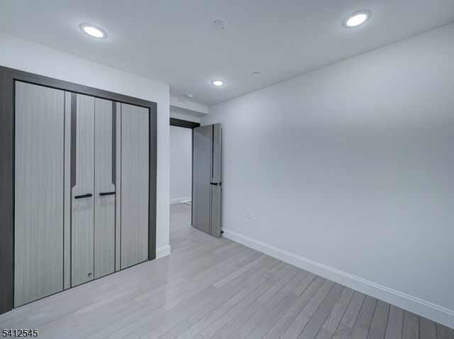 133 Clifton Pl 2, Jersey City, NJ 07304