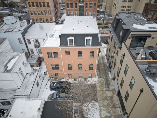 133 Clifton Pl 2, Jersey City, NJ 07304