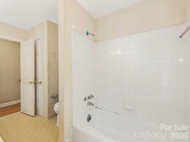 12301 Oakhaven Drive, Charlotte, NC 28273