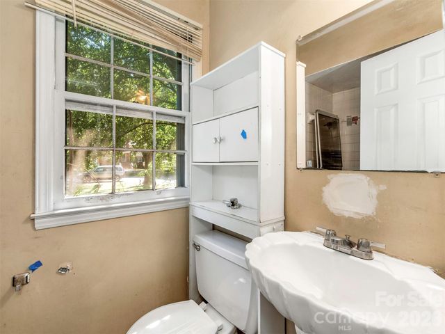 12301 Oakhaven Drive, Charlotte, NC 28273